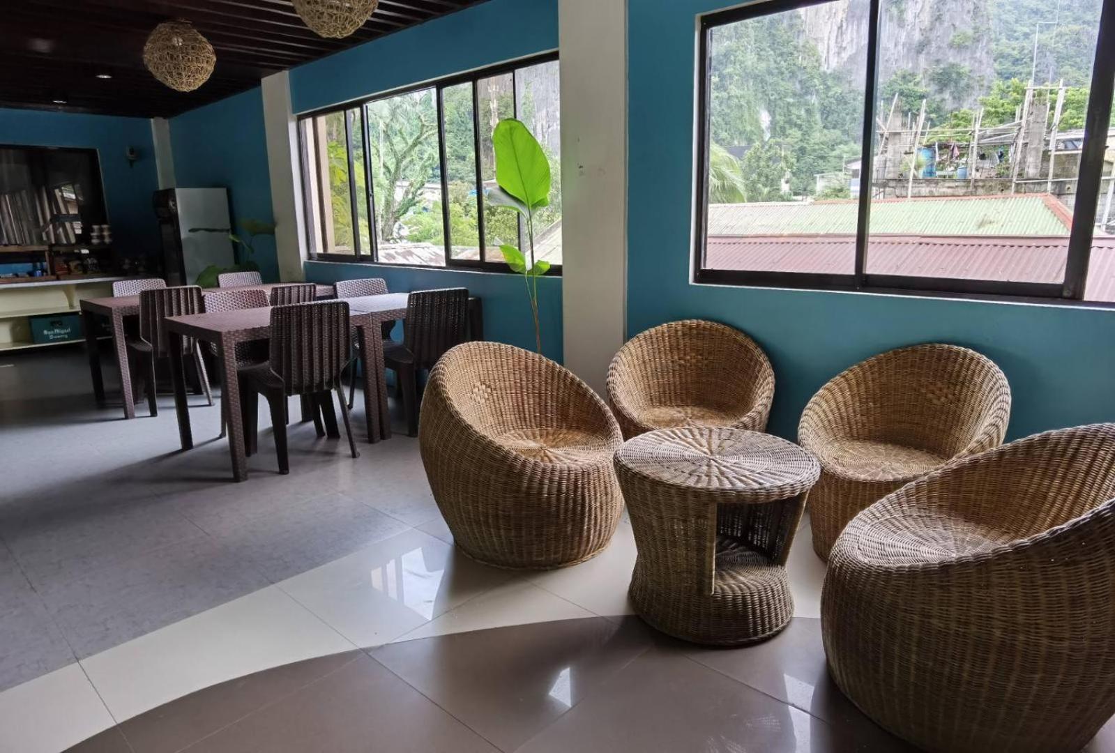 Amos Pili Tree Inn Powered By Cocotel เอลนิโด ภายนอก รูปภาพ